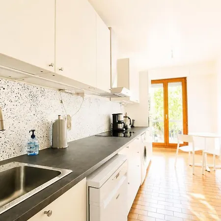 Spacious T3 #jeanjaures#tours #hypercentre#parking Apartamento